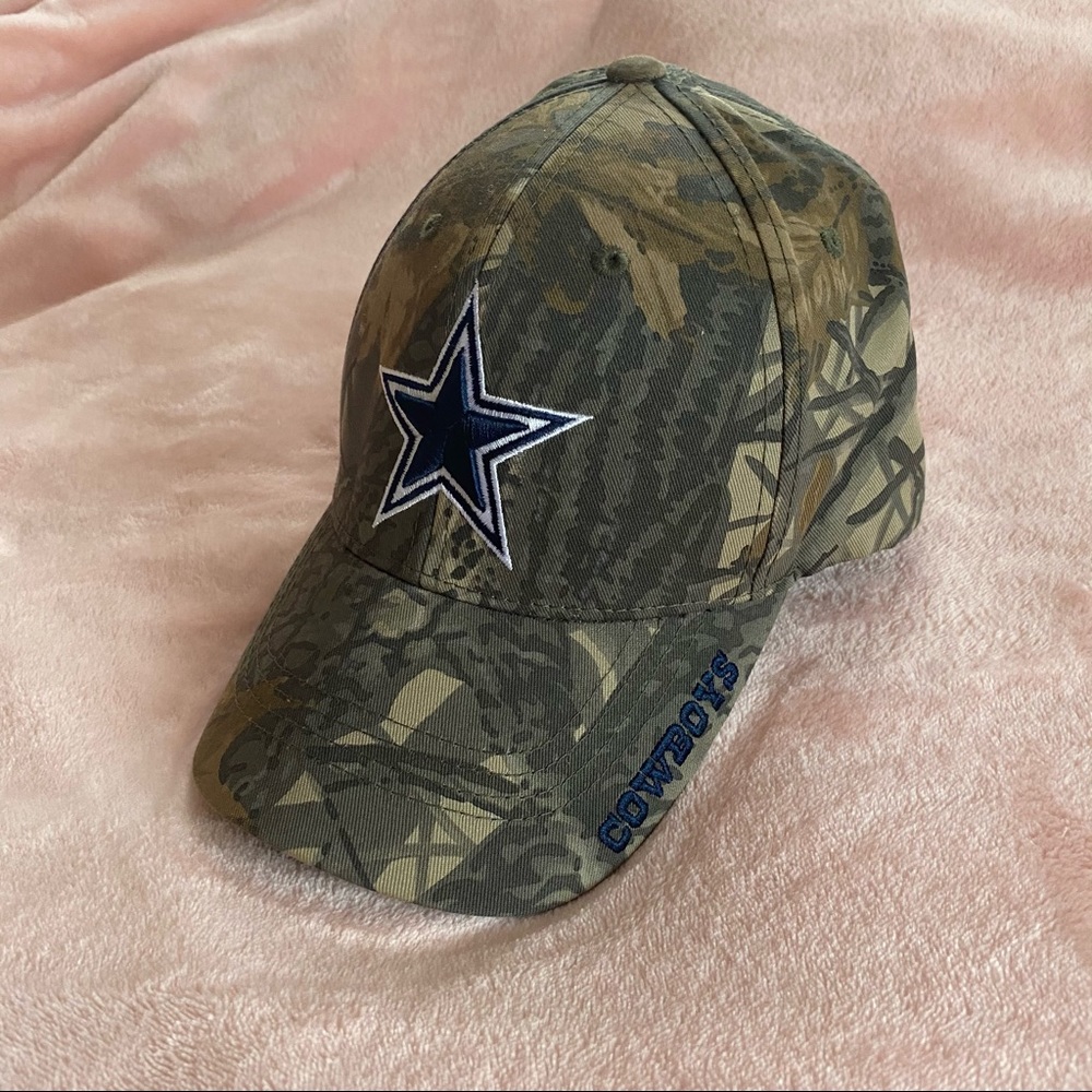 Dallas Cowboys camo hat